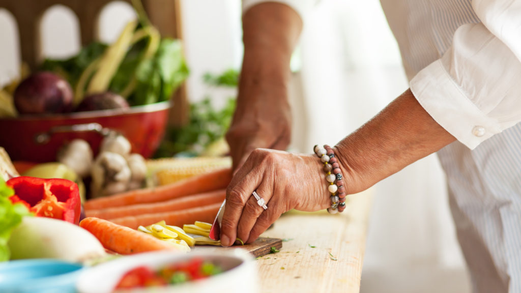 The Tips of Healthy Eating for Seniors